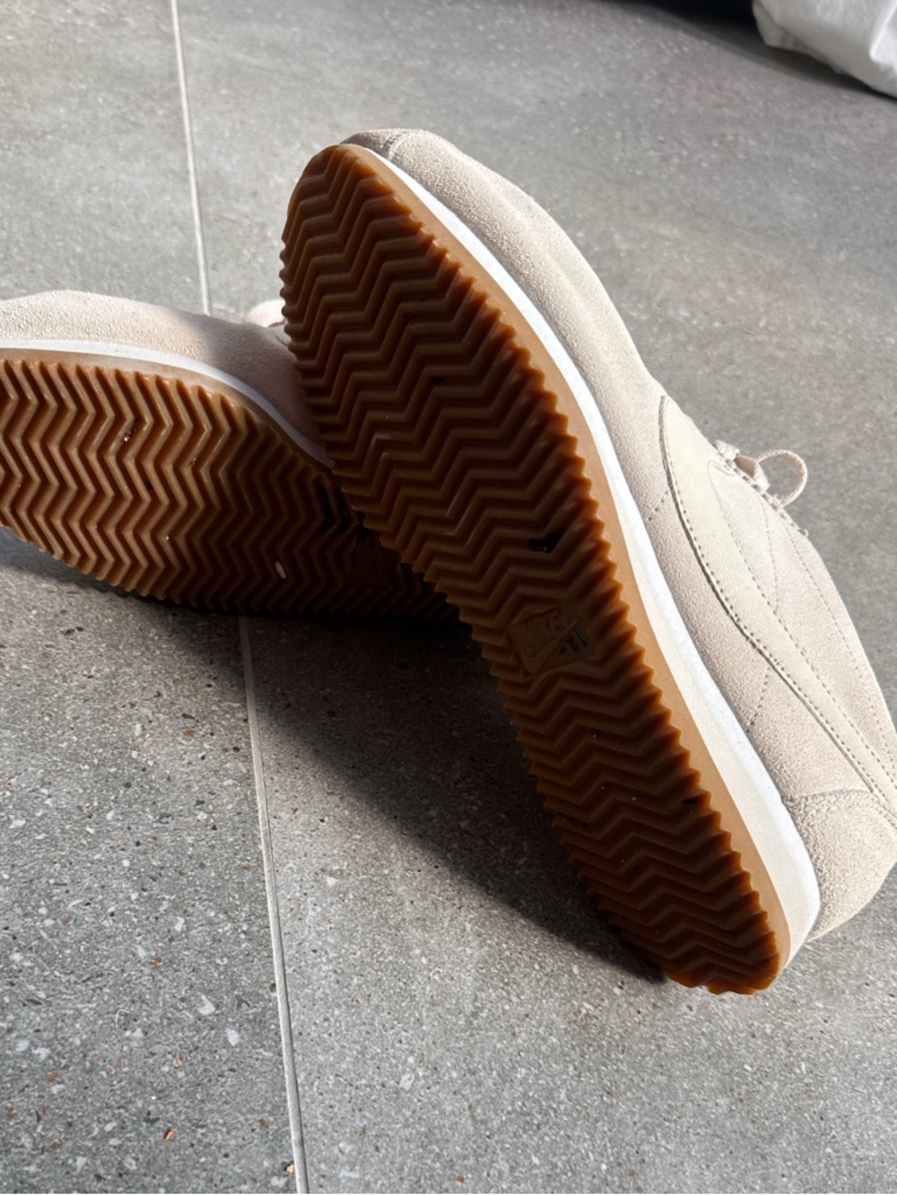 Nike Cortez A. L. C. Collaboration - Picture 6 of 13